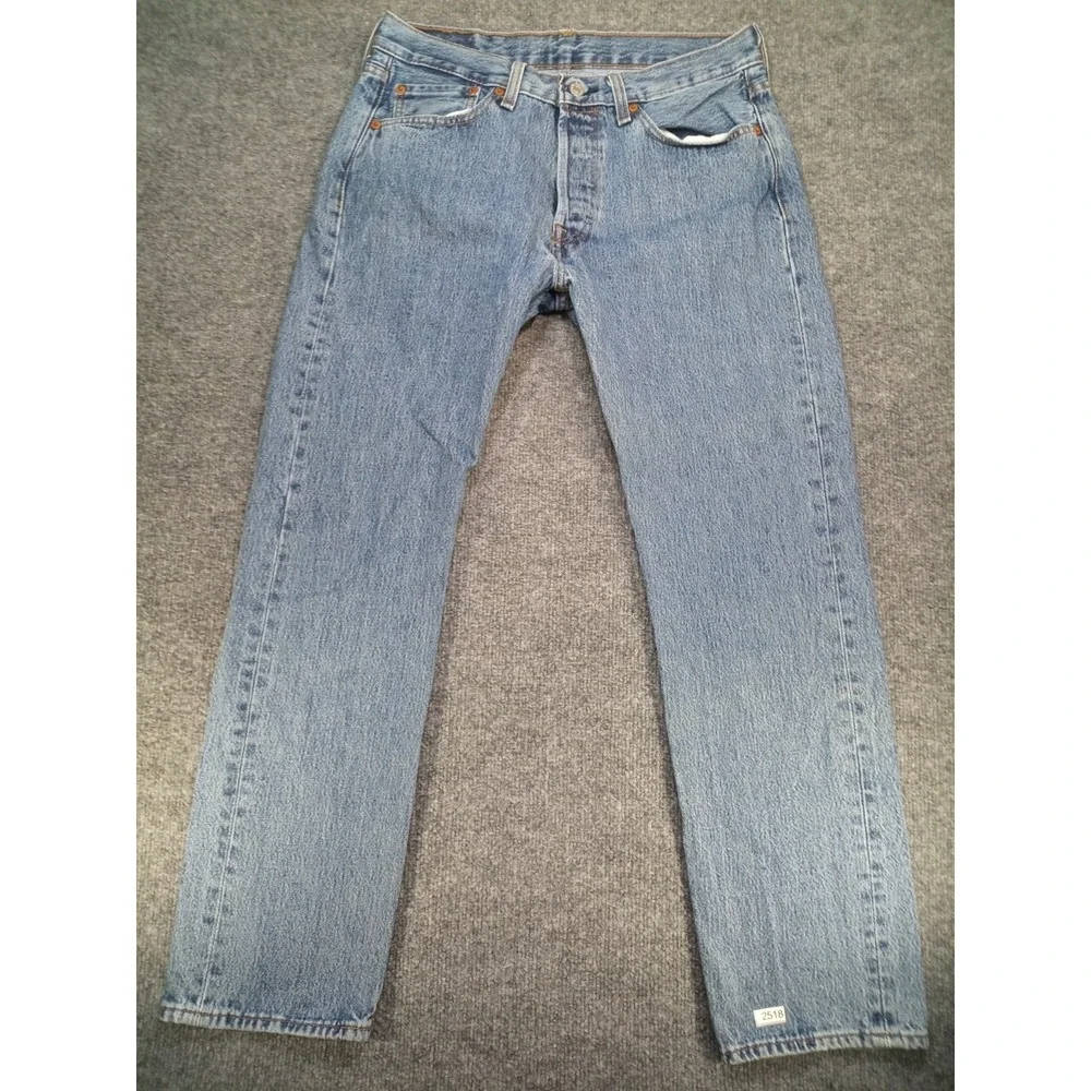 Levis 501 Original Fit Mens Light Wash Straight Leg Button Fly Jeans 31x32